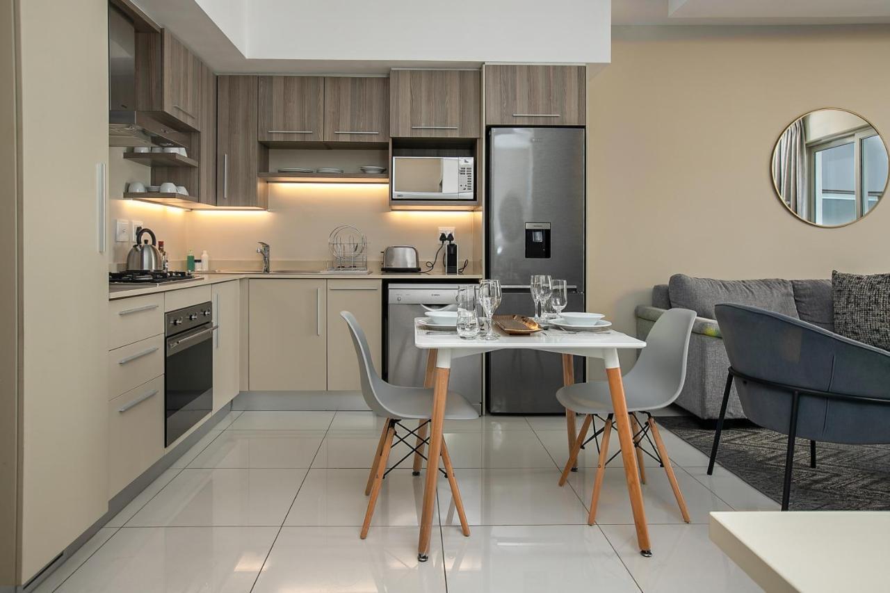 The Serviced Apartment Collection At The Tyrwhitt Rosebank Johannesburg Exterior photo