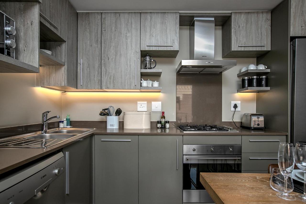 The Serviced Apartment Collection At The Tyrwhitt Rosebank Johannesburg Exterior photo