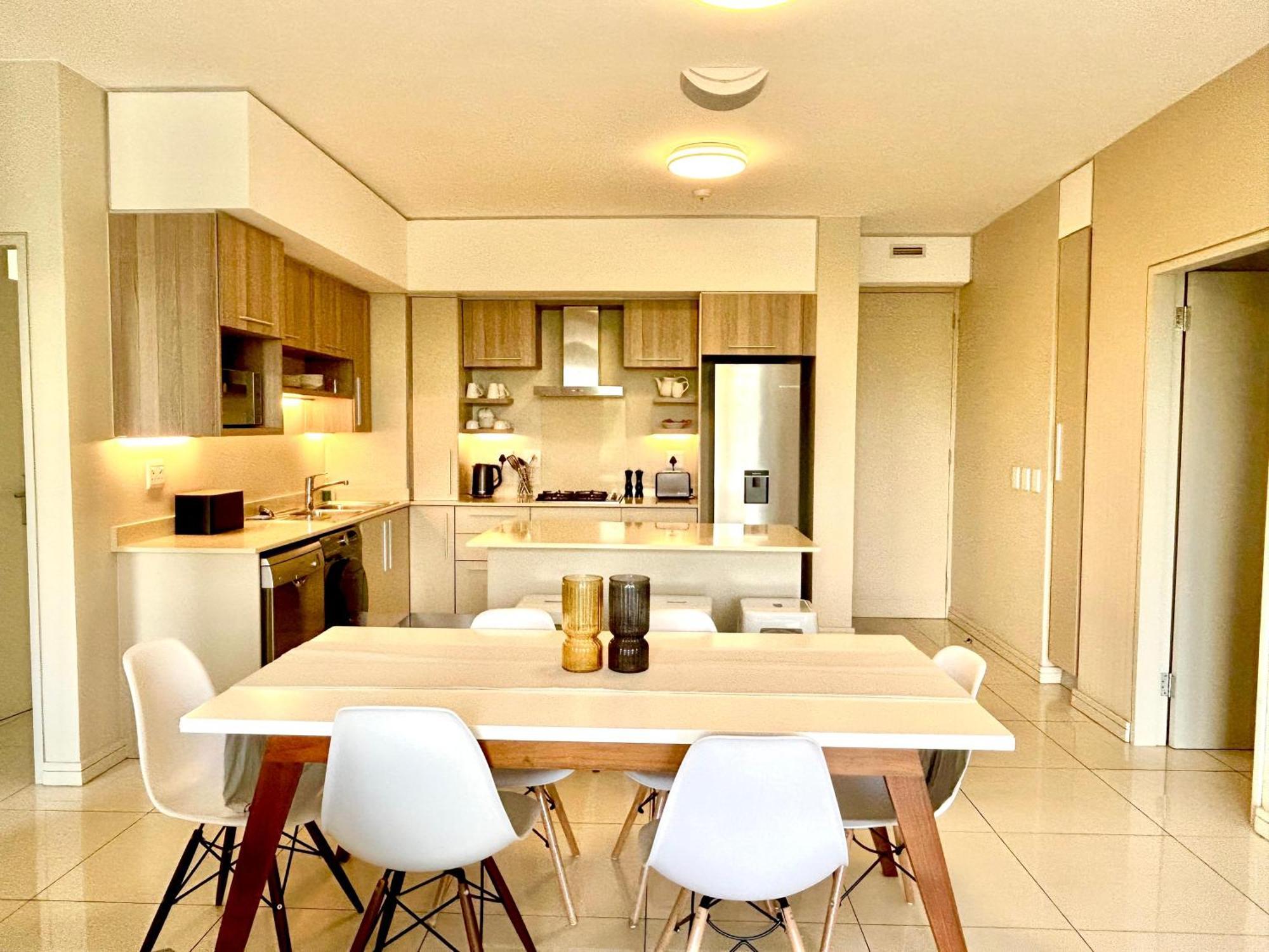 The Serviced Apartment Collection At The Tyrwhitt Rosebank Johannesburg Exterior photo